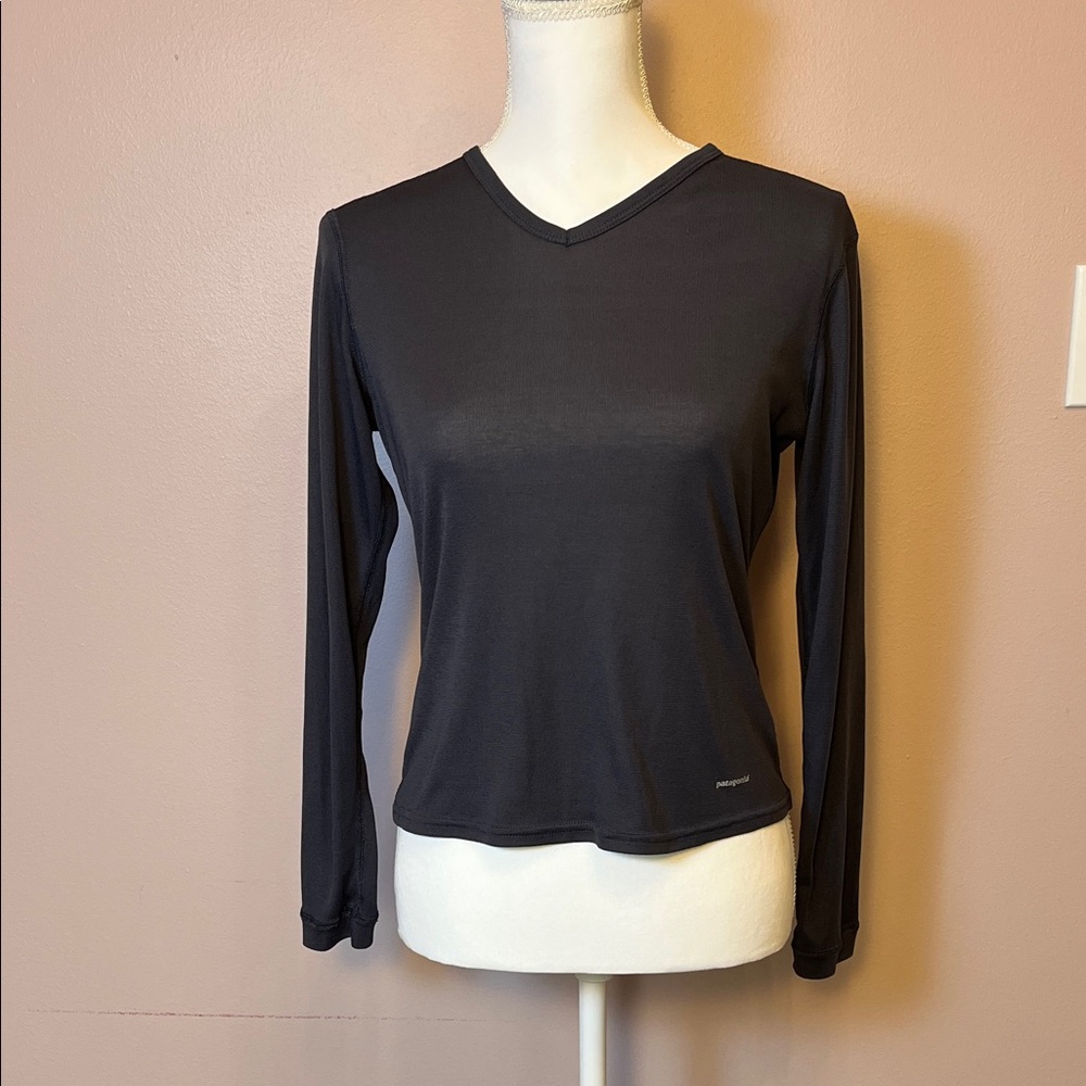 Patagonia Women's Dark Gray Long Sleeve Capilene Top